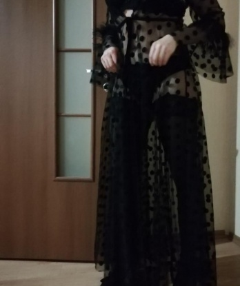 У меня длинные ножки, нежная кожа и огненные глаза, которые давно мечтают о тебе. Мои услуги включают классический секс, оральные ласки и многое другое. Со мной ты узнаешь, что такое истинное наслаждение. Я могу исполнить все твои заветные желания, заставляя тебя погружаться в мир страсти и похоти. Мои клиенты всегда возвращаются ко мне снова и снова, они говорят, что я великолепна на фото и еще лучше в реальности. Позвони мне и осуществи свои самые сокровенные фантазии. Жду тебя, чтобы свести капли пота наших страстных тел в одно горячее море удовольствия. 💋🔥😈 Алиса
